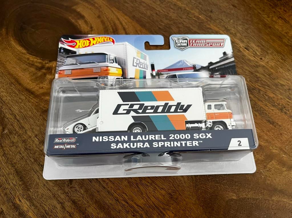 Hot Wheels Team Transport Nissan Laurel, Hobby en Vrije tijd, Modelauto's | Overige schalen, Ophalen of Verzenden, Zo goed als nieuw
