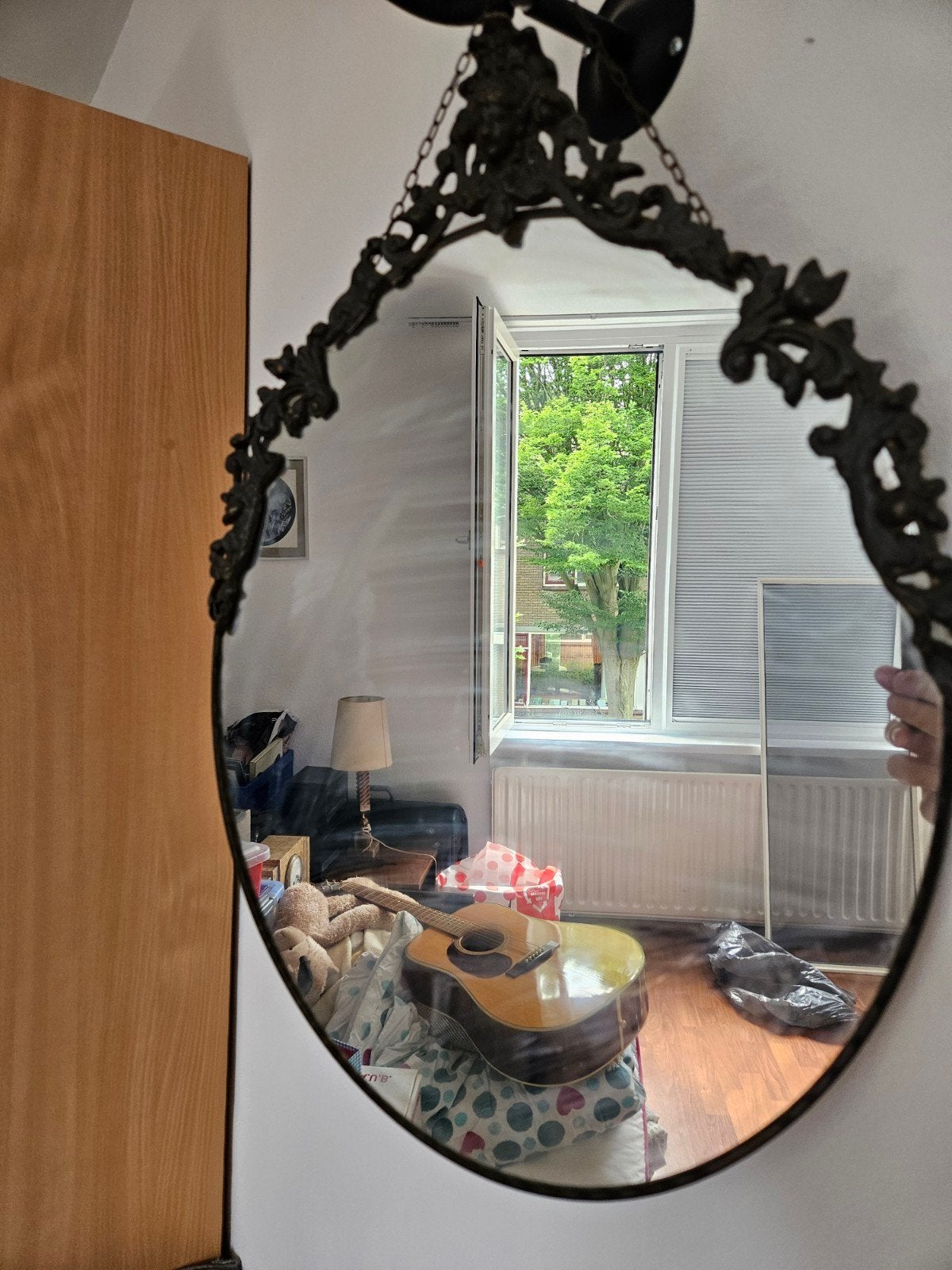 Ovale spiegel met sierlijk metalen ornament, Ophalen, Ovaal, Minder dan 50 cm, Minder dan 100 cm