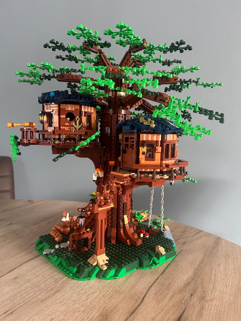 LEGO Ideas 21318 Boomhut - Complete set met doos & boekje, Lego, Ophalen of Verzenden, Ideas, Zo goed als nieuw