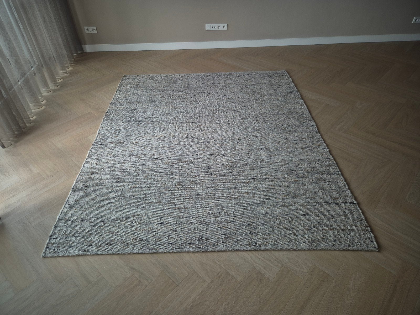 Mooi wollen vloerkleed van Beside Rugs - 240x200 cm, Ophalen, Grijs, 200 cm of meer, Zo goed als nieuw