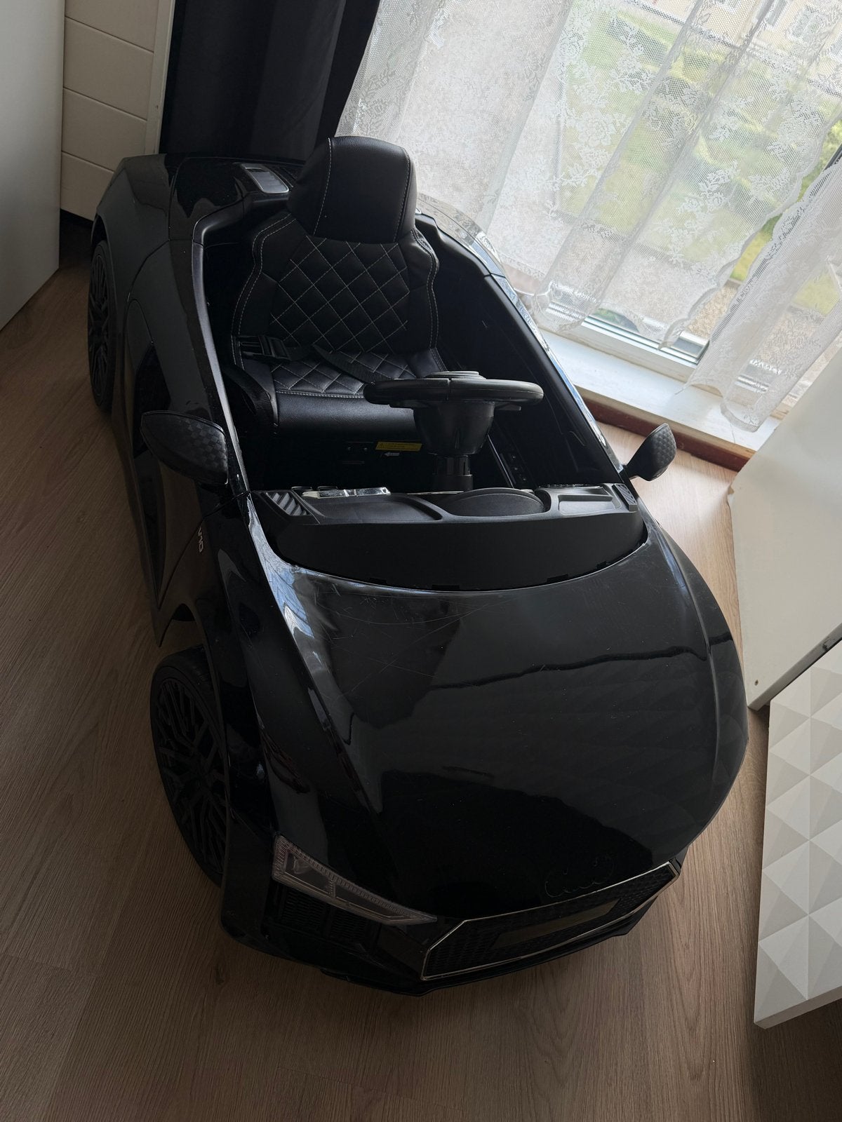 Elektrische kinderauto Audi R8 Spyder - Zwart, Kinderen en Baby's, Speelgoed | Buiten | Voertuigen en Loopfietsen, Ophalen of Verzenden