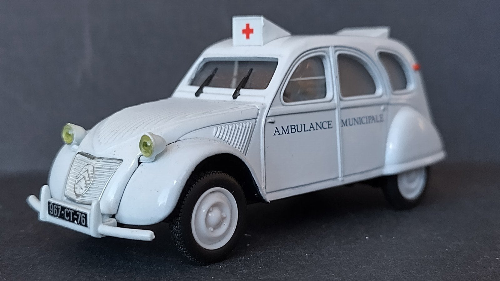 Citroen 2cv Ambulance 1:43 Norev Pol, Auto, ., Norev, Ophalen of Verzenden