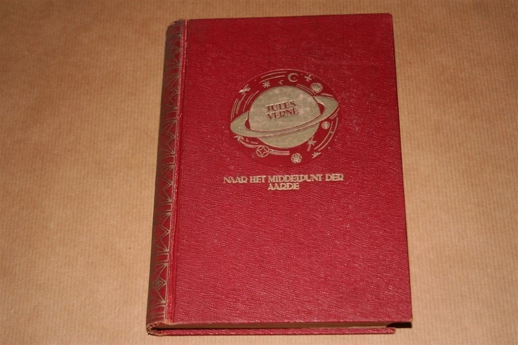 Naar het middelpunt der aarde. Jules Verne. 1929., Boeken, Avontuur en Actie, Gelezen, Ophalen of Verzenden