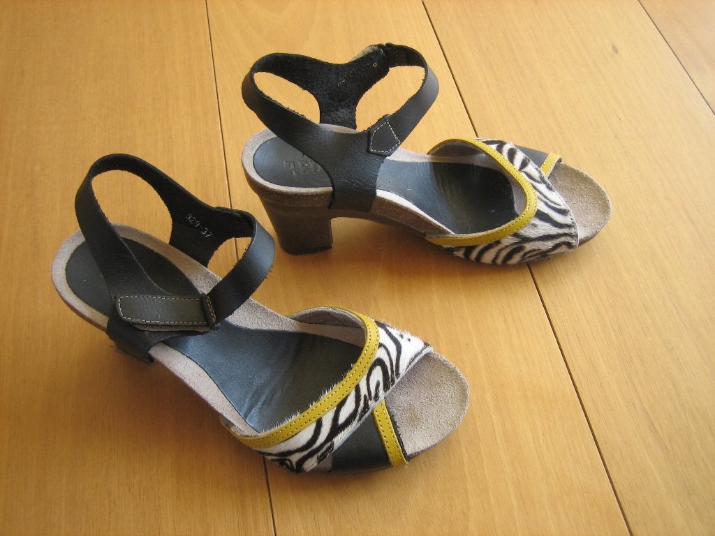 Speels leren sandaaltjes met zebravacht RED-RAG 37 snazzeys, Verzenden, Zwart, Nieuw, Sandalen of Muiltjes