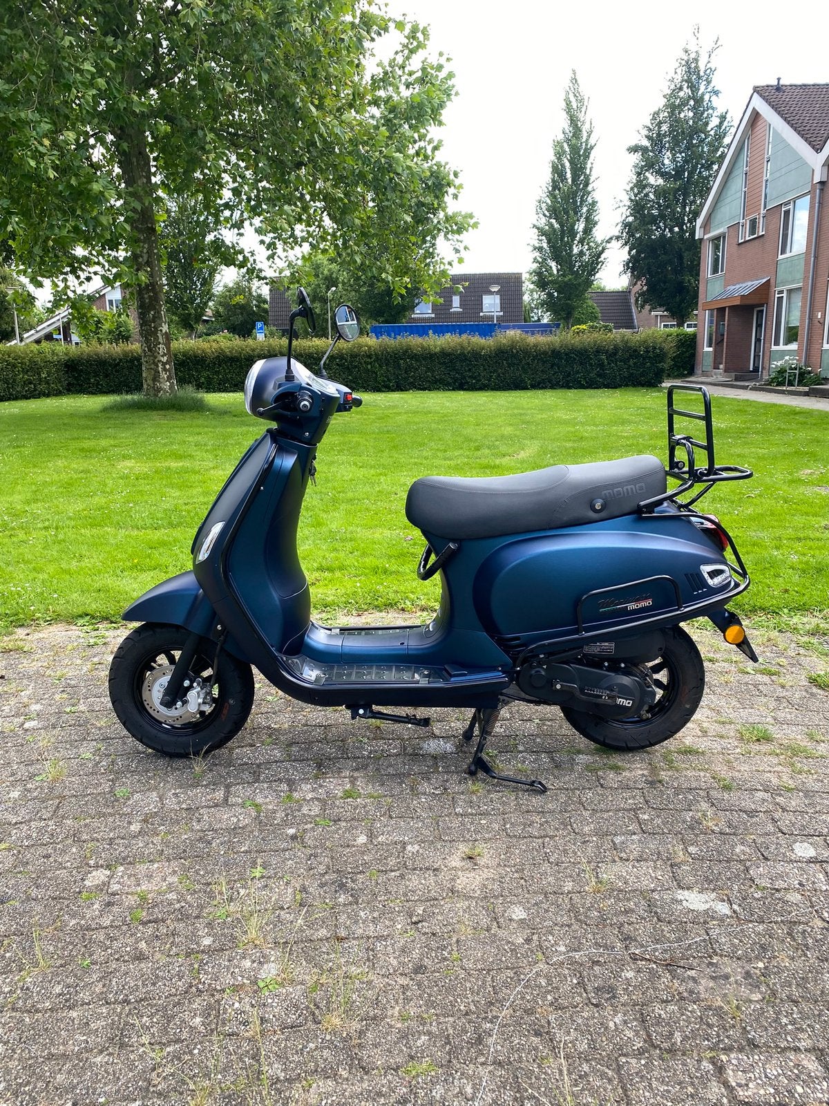 Scooter- MOMO Morino (kameleon blauw), Fietsen en Brommers, Scooters | Overige merken, Ophalen, Maximaal 45 km/u, Zo goed als nieuw