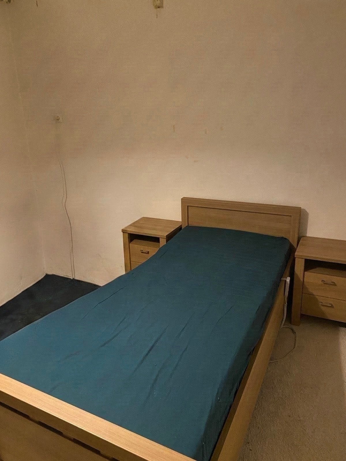 Verpleeghuis bed in hoogte verstelbaar GRONINGEN, Ophalen, Gebruikt, Eenpersoons