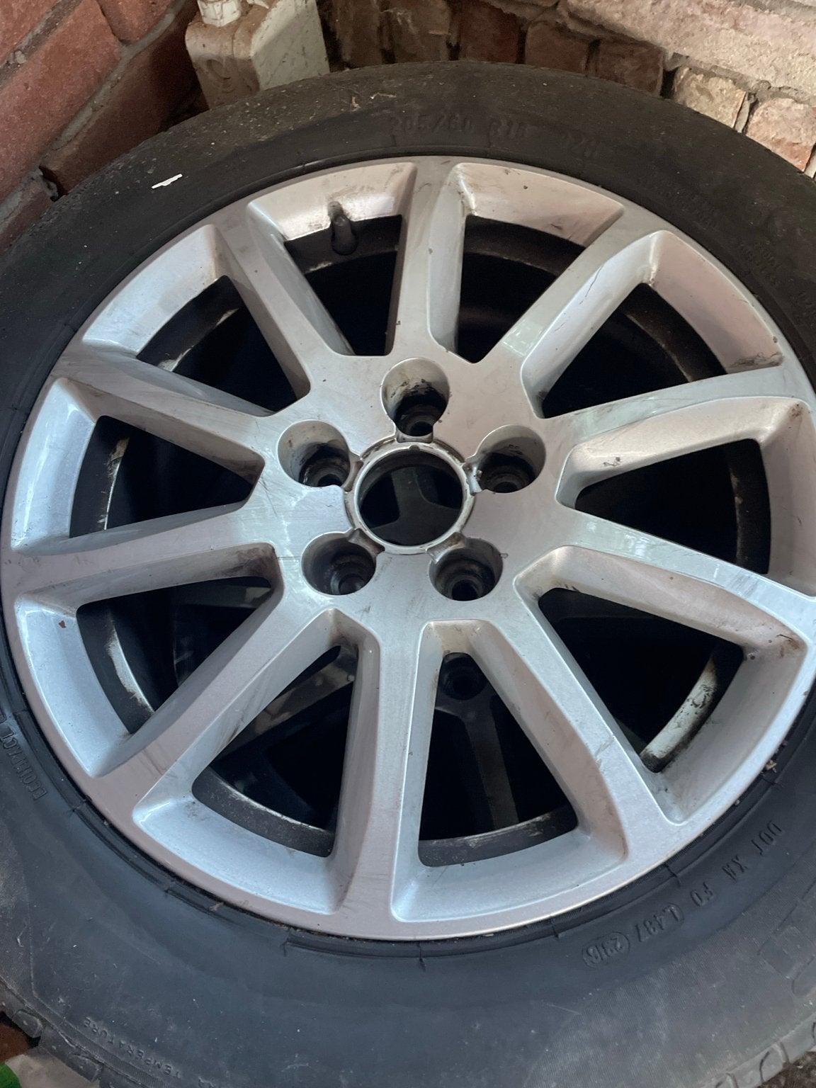 Audi 16 inch licht metalen velgen met zomerbanden, Ophalen, Gebruikt, 16 inch, Banden en Velgen