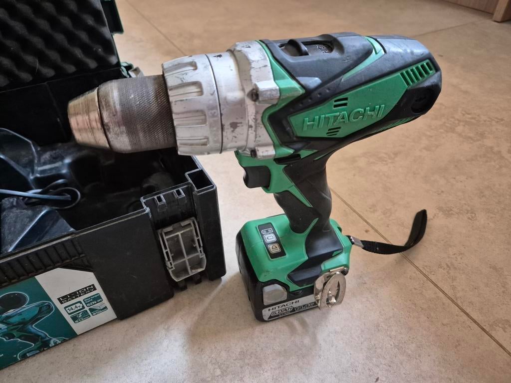 Hitachi DS 14DSDL Accuboormachine 14.4V Li-ion, Gebruikt, Variabele snelheid, Ophalen of Verzenden, Boor- en Schroefmachine