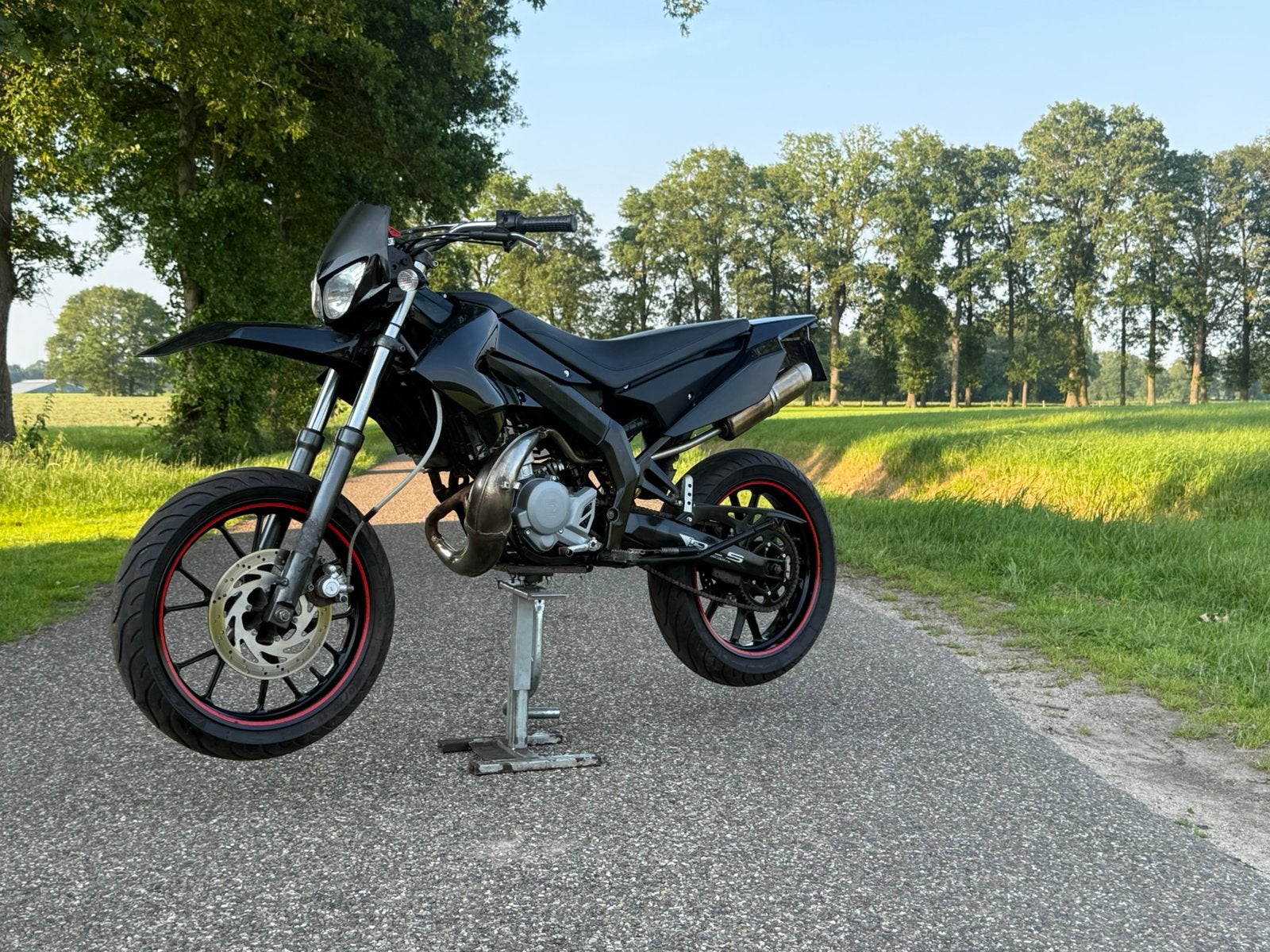 Derbi DRD Xtreme. 2013 ZEER NETTE BROMMER, Fietsen en Brommers, Brommers | Derbi, Ophalen, 6 versnellingen, Maximaal 45 km/u, 49 cc
