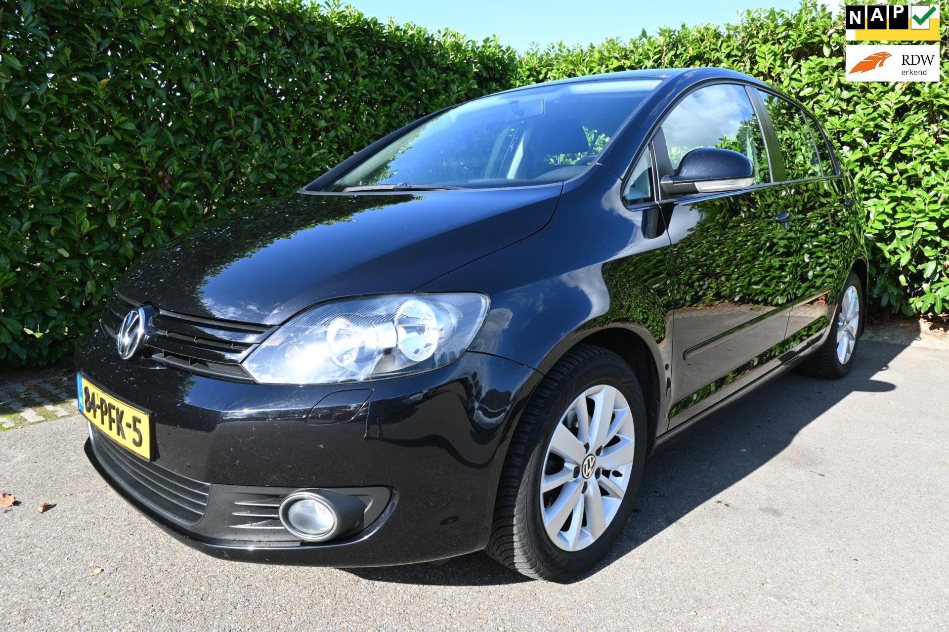 Volkswagen Golf Plus 1.2 TSI Tour II BlueMotion. Origineel N, Euro 5, 680 kg, 4 cilinders, 1264 kg