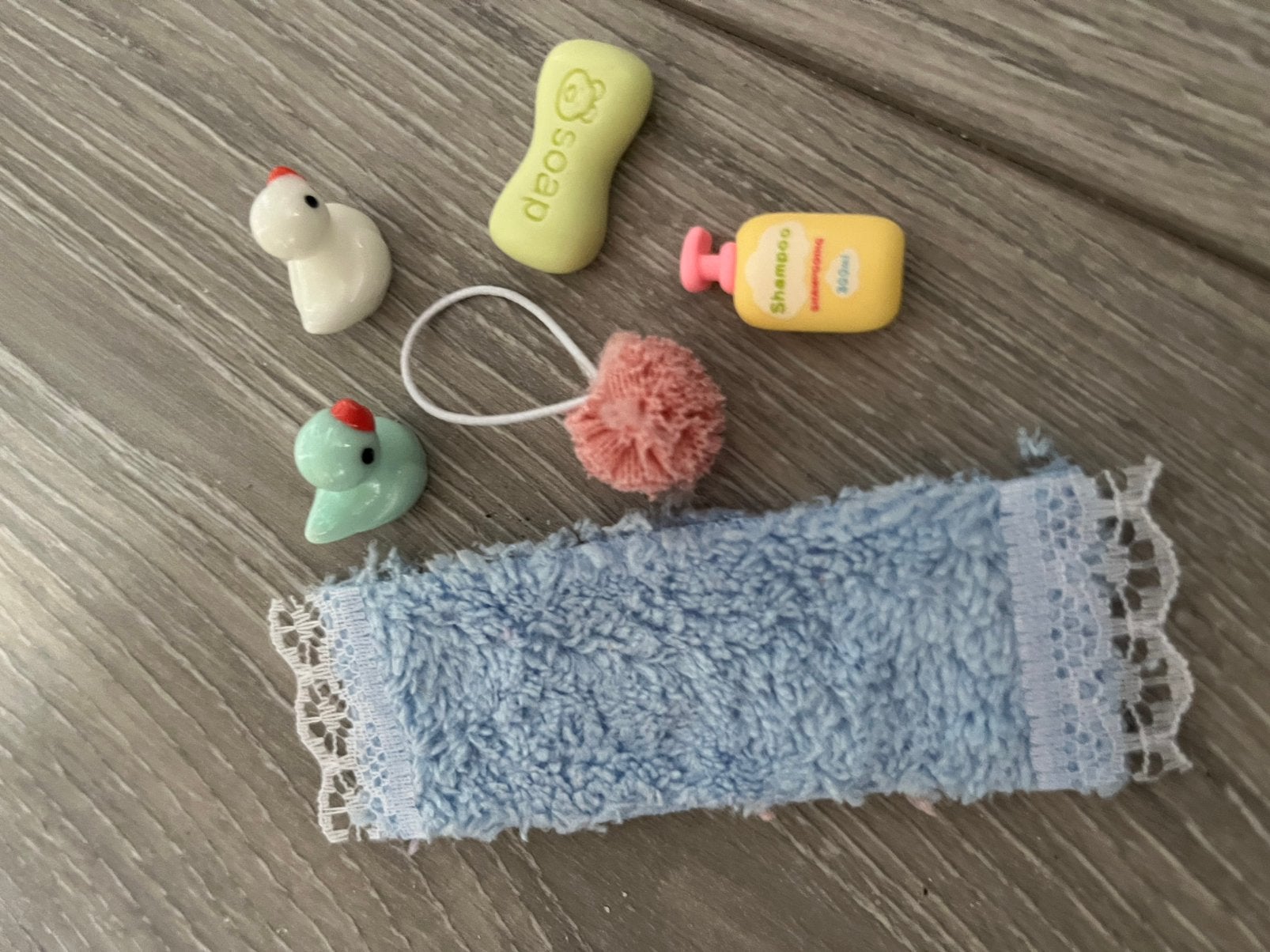 Badkamersetje voor Poppenhuis/ muizenhuis incl verzenden, Verzamelen, Ophalen, Nieuw, Poppenhuis