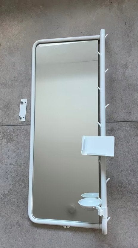 IKEA MÖJLIGHET spiegel met kapstok, Ophalen, Zo goed als nieuw, 150 tot 200 cm, Rechthoekig