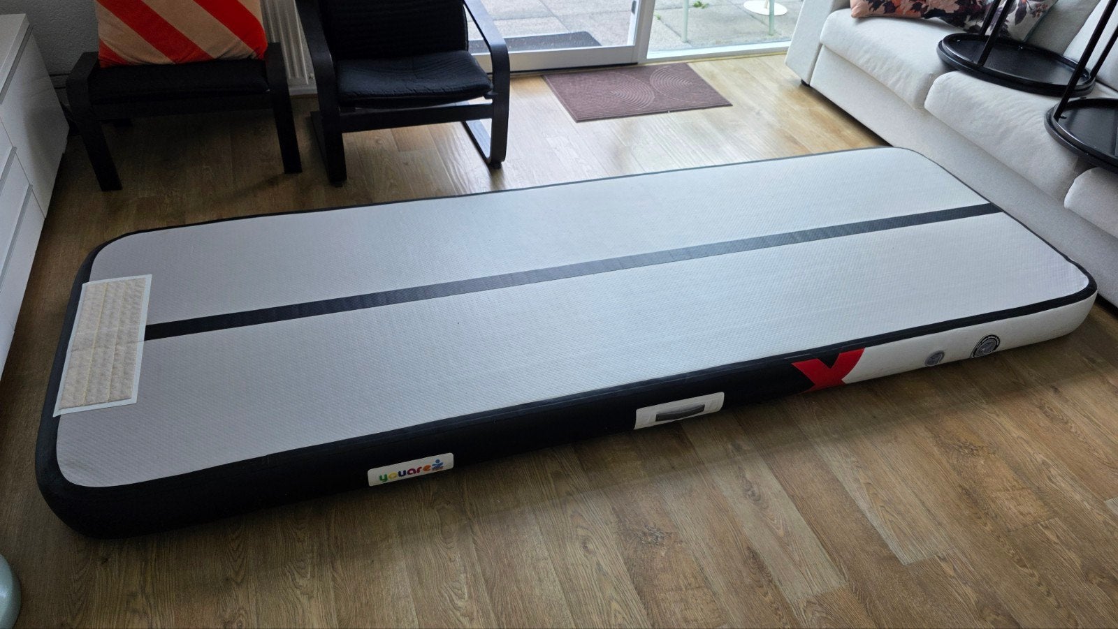 Airtrack Mat Youarez- Zwart/Wit met Pomp en Tas, Sport en Fitness, Turnen, Maat 36 t/m 42, Ophalen of Verzenden, Zo goed als nieuw