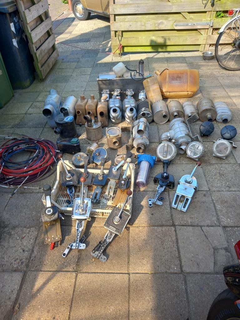 Wierfilters /waterlocks/morse hendels/enz, Watersport en Boten, Ophalen, Motor en Techniek