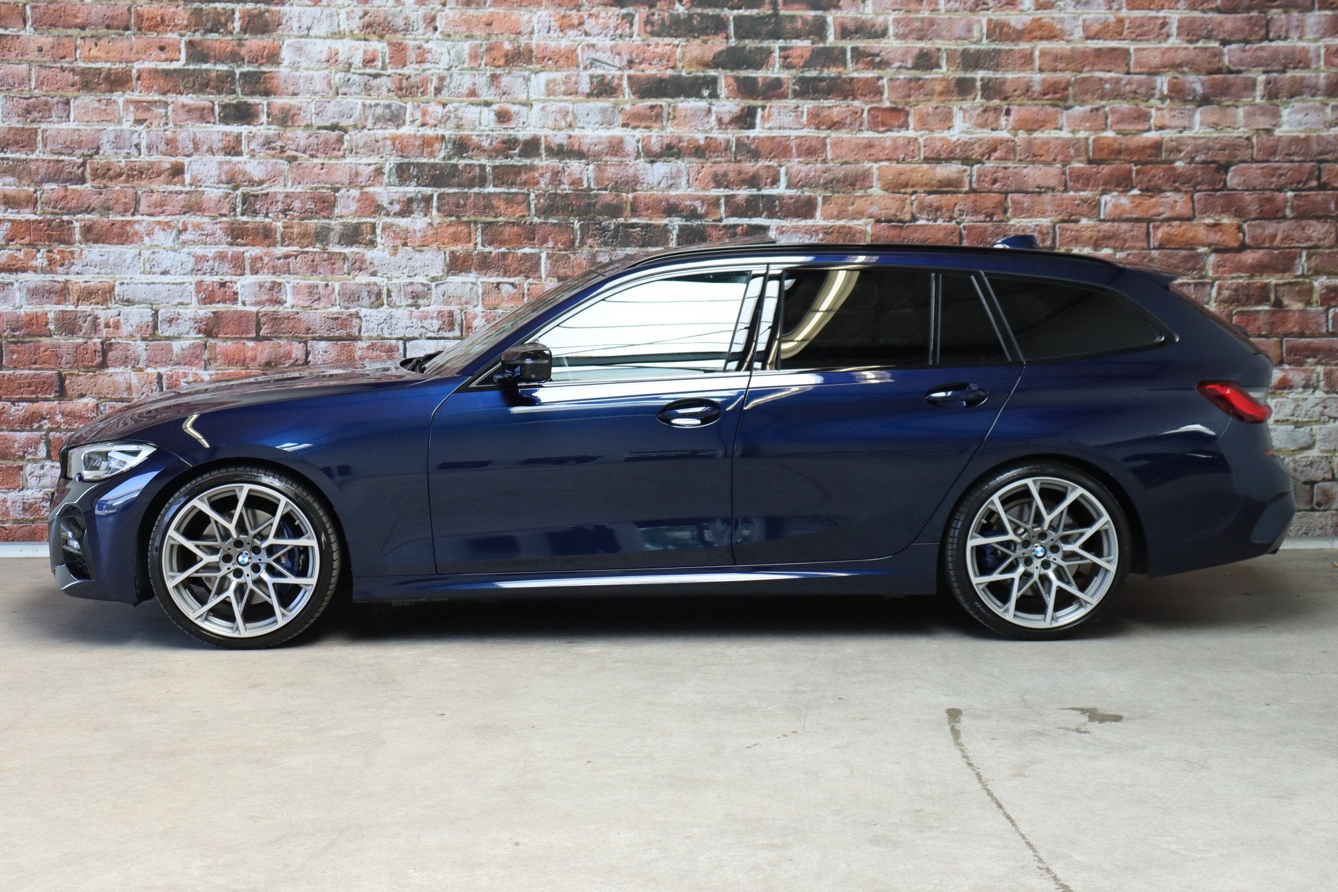 BMW 3 Serie Touring 330i High Executive M Sport Pakket Autom, Automaat, 1998 cc, Achterwielaandrijving, Gebruikt