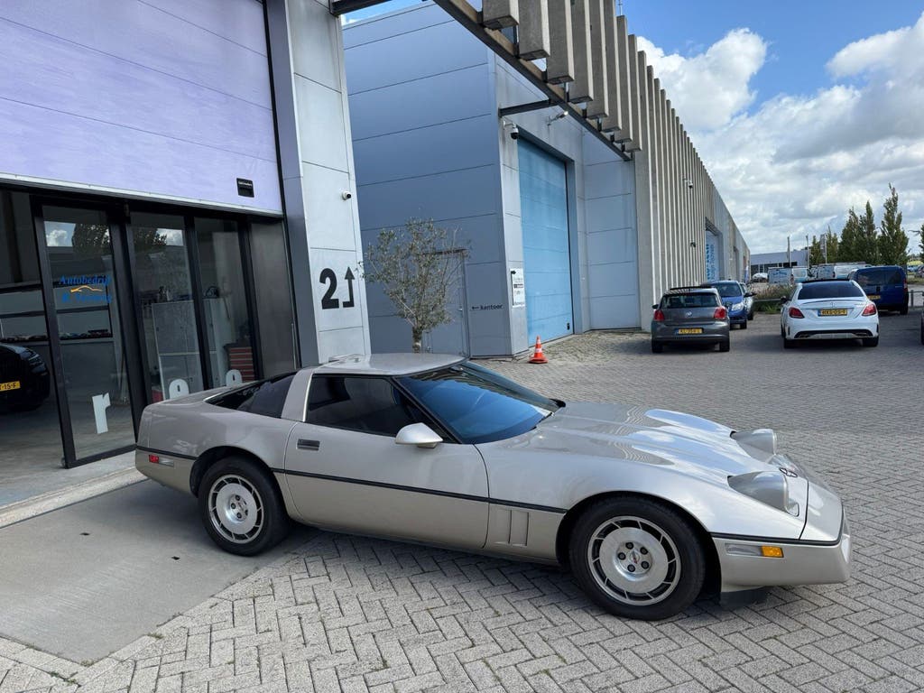 Chevrolet Corvette c4 targa 1986, foto 3