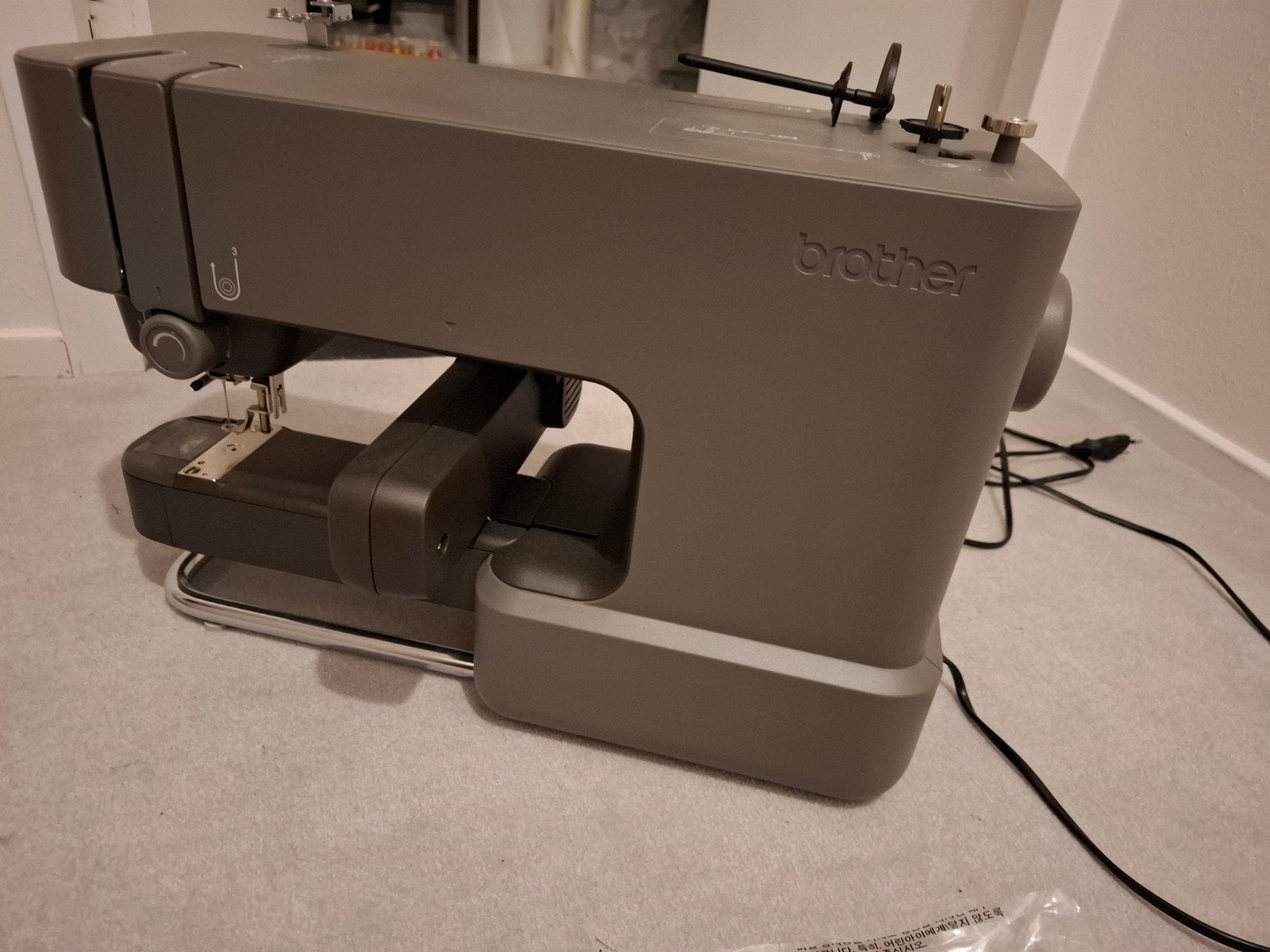 Brother Naai- en Borduurmachine met Garenset, Hobby en Vrije tijd, Ophalen of Verzenden, Zo goed als nieuw, Naaimachine, Brother