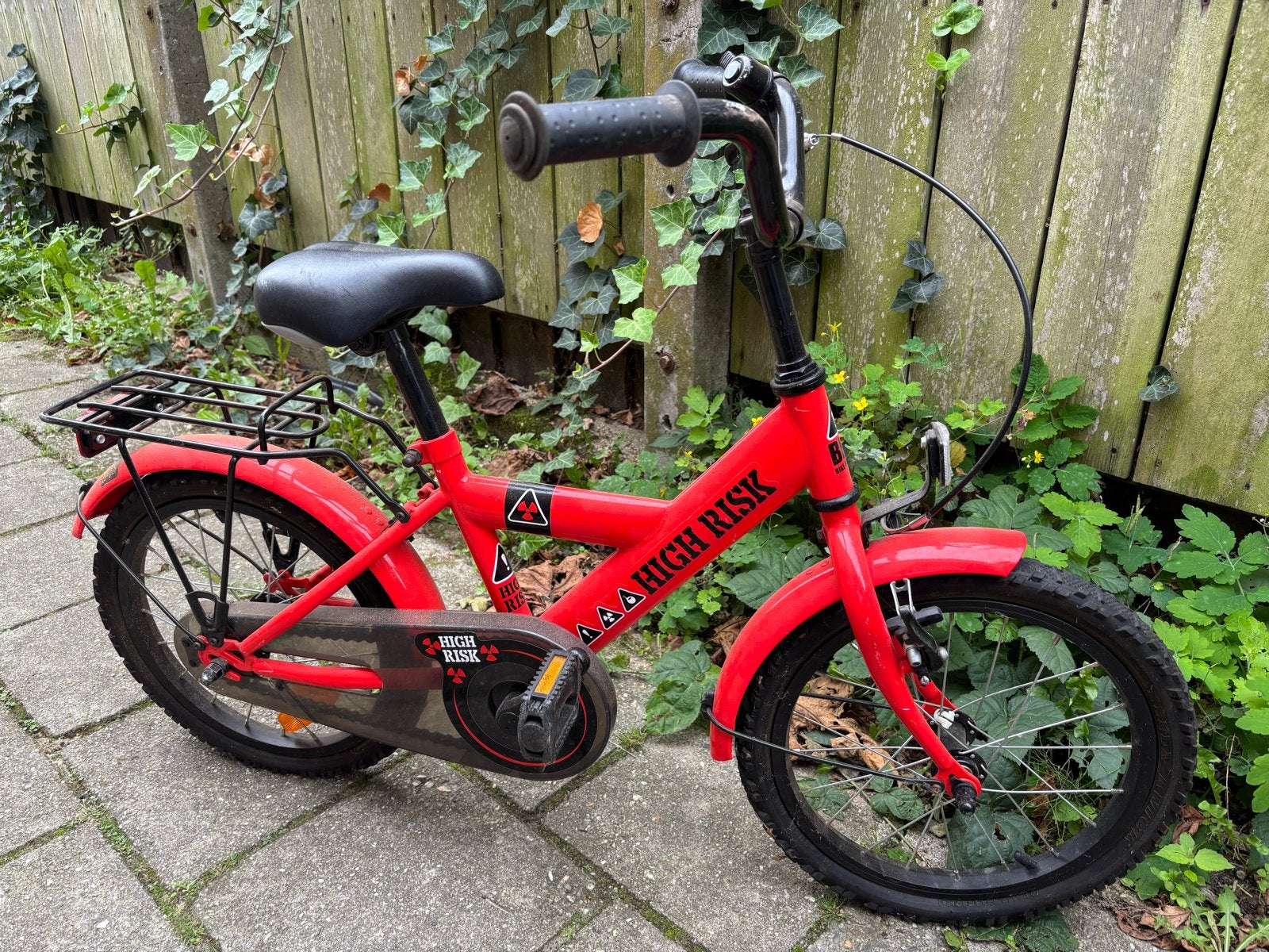 Rode kinderfiets 'High Risk' - 16 inch, Ophalen, Gebruikt, Terugtraprem, 16 tot 20 inch
