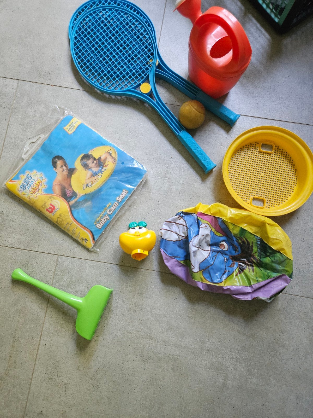 Gratis diverse zomerse spulletjes en speelgoed, Kinderen en Baby's, Ophalen of Verzenden, Gebruikt, Jongen of Meisje