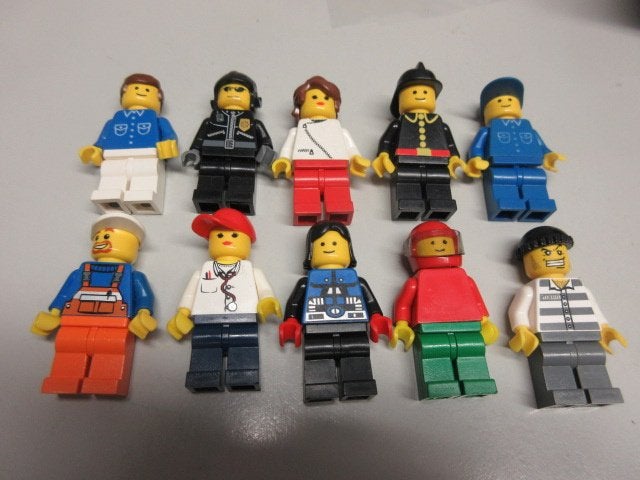 nr. 8834, 10 Lego poppetjes., Ophalen of Verzenden, Zo goed als nieuw, Lego