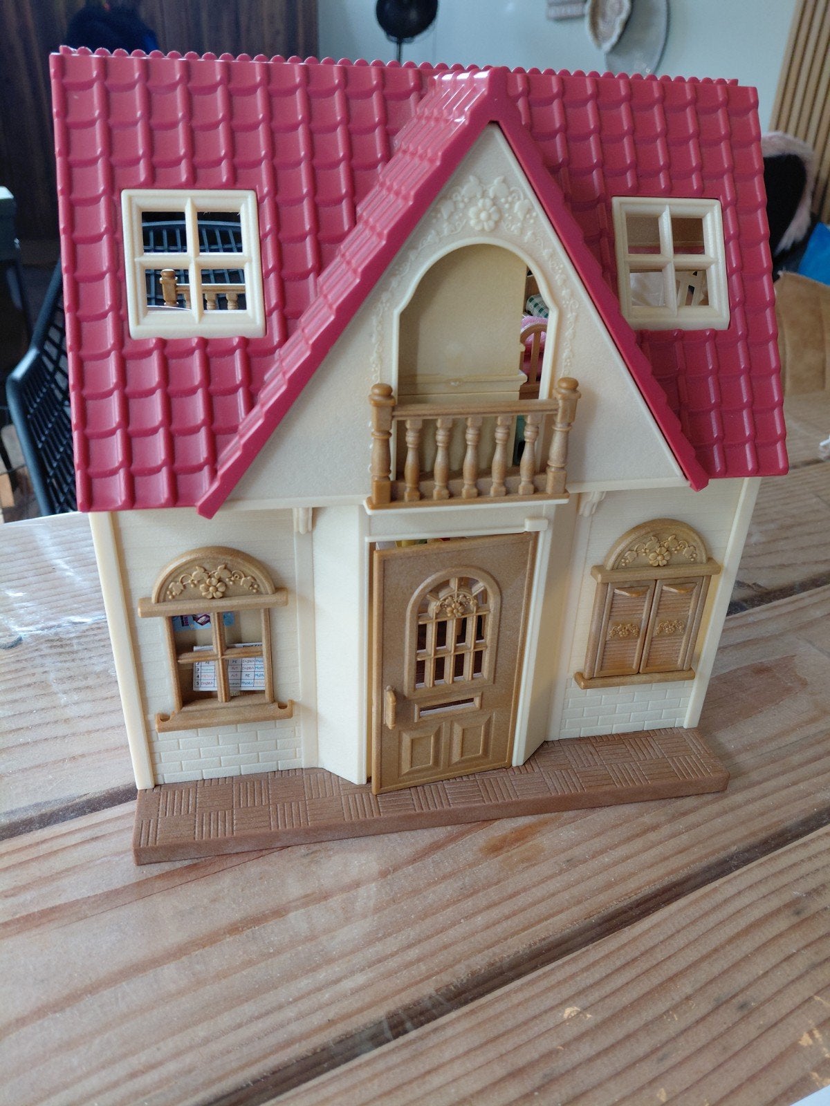 sylvanian fam huis met div, Ophalen, Zo goed als nieuw, Poppenhuis