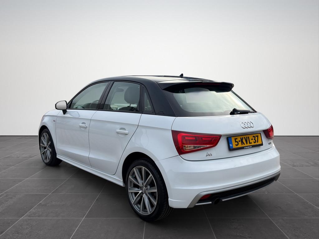 Audi A1 Sportback 1.2 TFSI S-Line Airco|Cruise|Leder|Pdc, Voorwielaandrijving, Euro 5, 86 pk, 4 cilinders