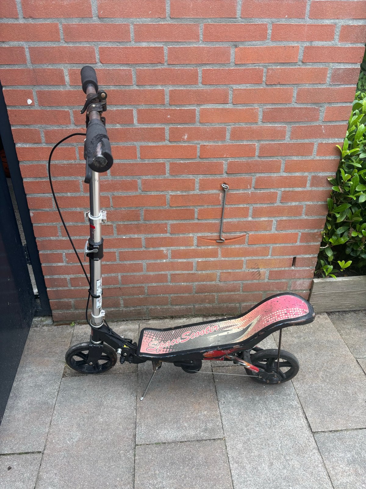 Space Scooter - Werkt goed, handvat kapot, roestplekken, Ophalen, Gebruikt, Gewone step