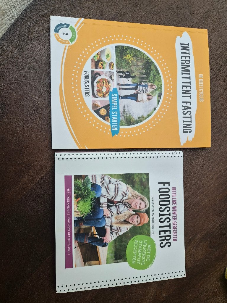 Foodsisters – 2 boeken: Intermittent Fasting & Wintergerecht, Boeken, Ophalen of Verzenden, Gelezen, Dieet en Voeding, FoodSisters
