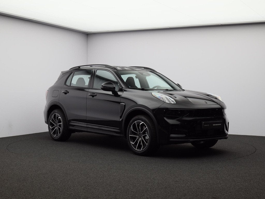 Lynk & Co 01 1.5 Core VOORRAADACTIE! € 43145.- VOOR € 36, Automatische klimaatregeling, Euro 6, 4 cilinders, Alcantara