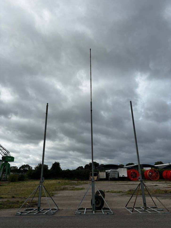 Telescopische lichtmast 6-12 m met lier - 15 stuks, Ophalen, Gebruikt, Mast