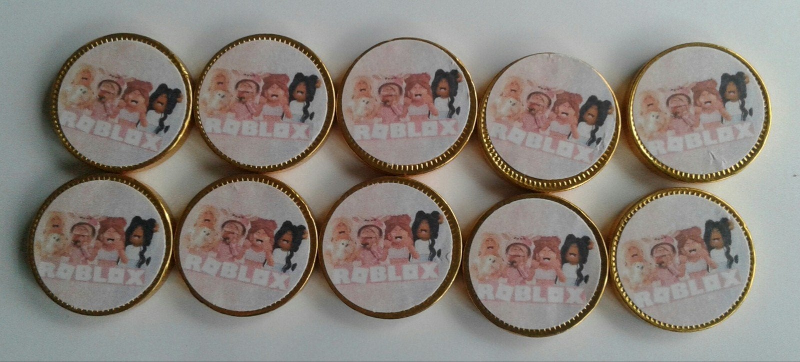 Set van 10 Roblox meisjes chocolademunten, Hobby en Vrije tijd, Ophalen of Verzenden, Nieuw, Versiering, Verjaardag