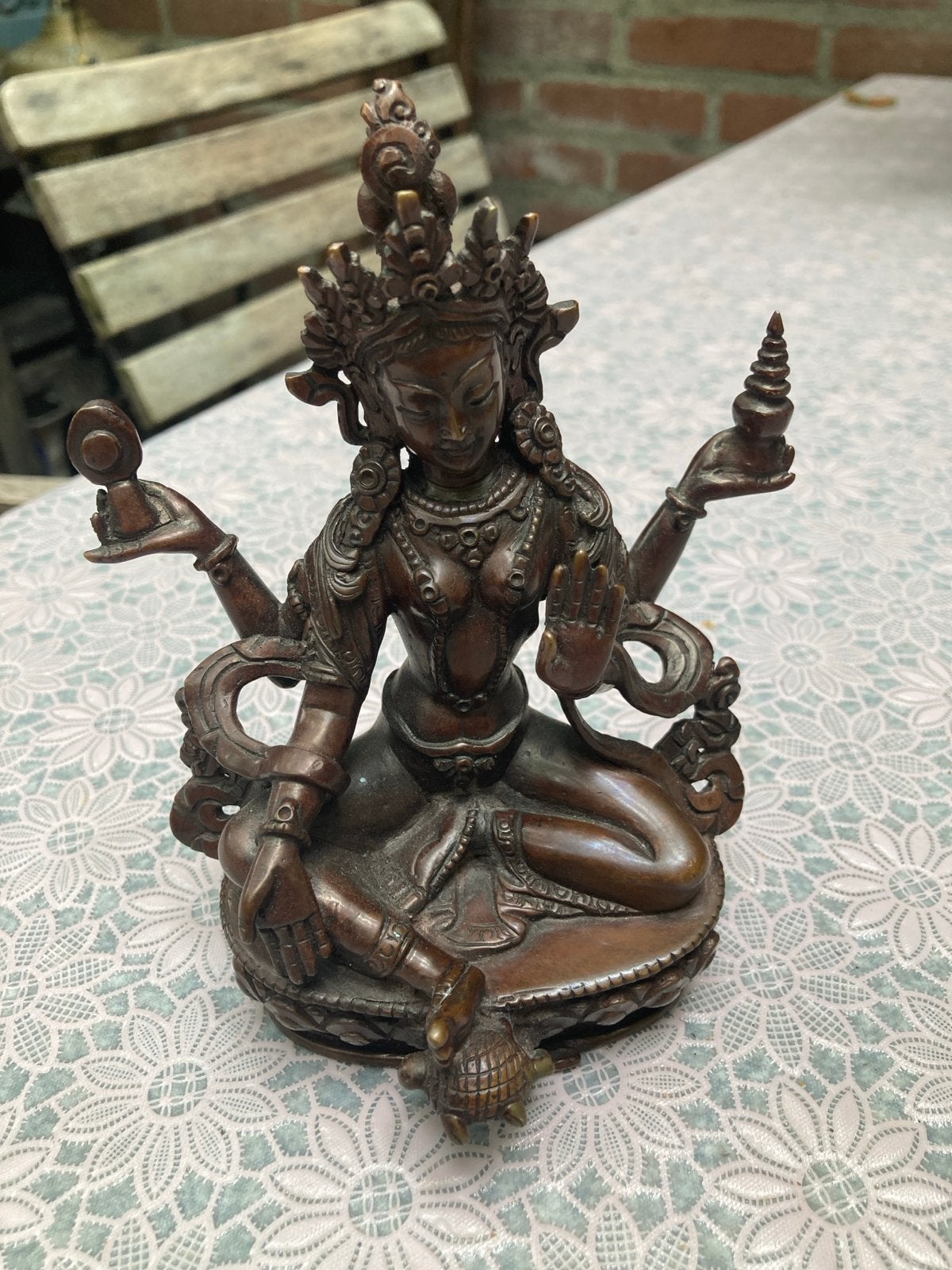 Bronzen Beeld van Godin met Meerdere Armen, Ophalen of Verzenden, 20 - 50 cm, Beeld, Bruin