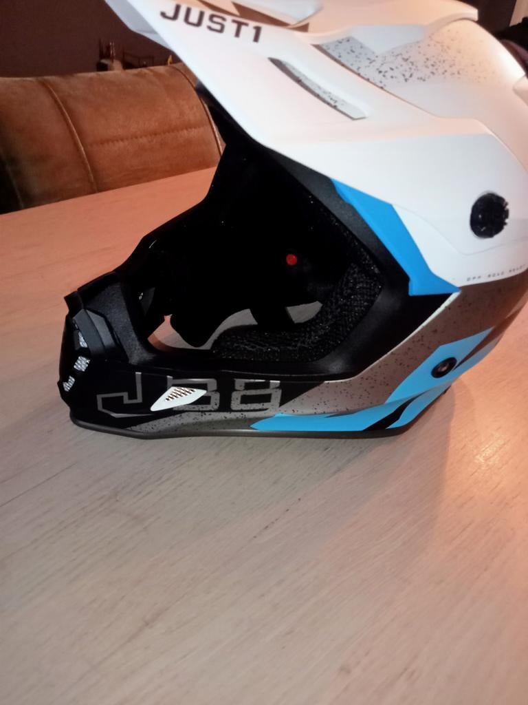 Te koop just 1 helm, Ophalen of Verzenden, XXL, Overige merken