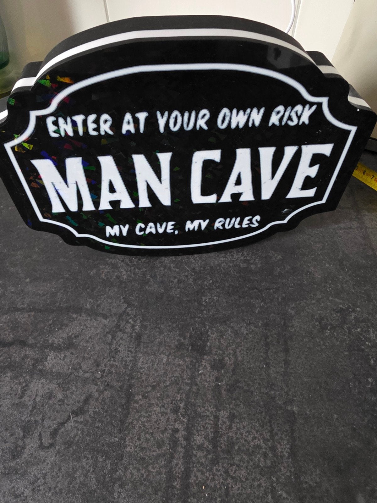 Man Cave LED Lichtbord - "My Cave, My Rules", Zwart, Kunststof, Ophalen of Verzenden, Zo goed als nieuw