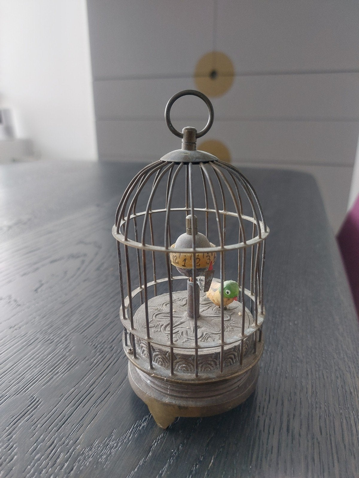 Klokje brons, hoog 13 cm, vogeltje beweegt per seconde, Verzenden