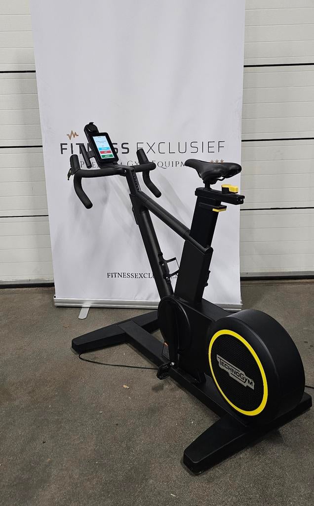 Technogym Skillbike – Professionele indoor racefiets, Sport en Fitness, Fitnessmaterialen, Ophalen, Gebruikt, Benen, Overige typen