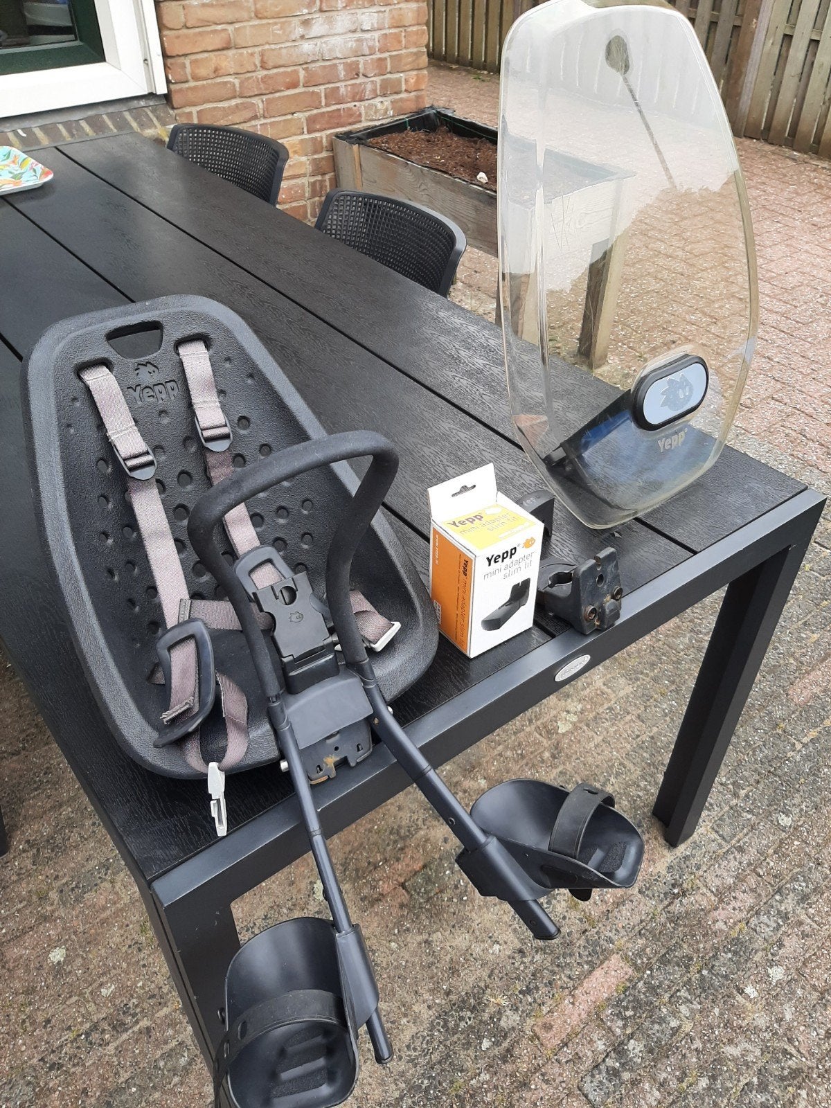 Yepp voorzitje met adapter en windscherm, Fietsen en Brommers, Fietsaccessoires | Fietsstoeltjes, Ophalen, Yepp, Voorzitje, Gebruikt