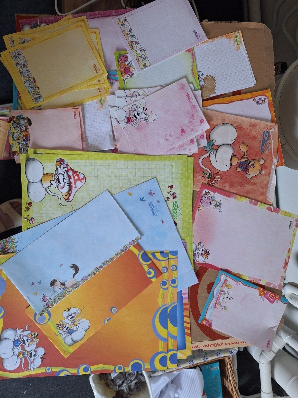 Diddl briefpapier set: losse blaadjes, briefpapier en zakje, Verzamelen, Diddl, Ophalen of Verzenden, Diddl, Zo goed als nieuw