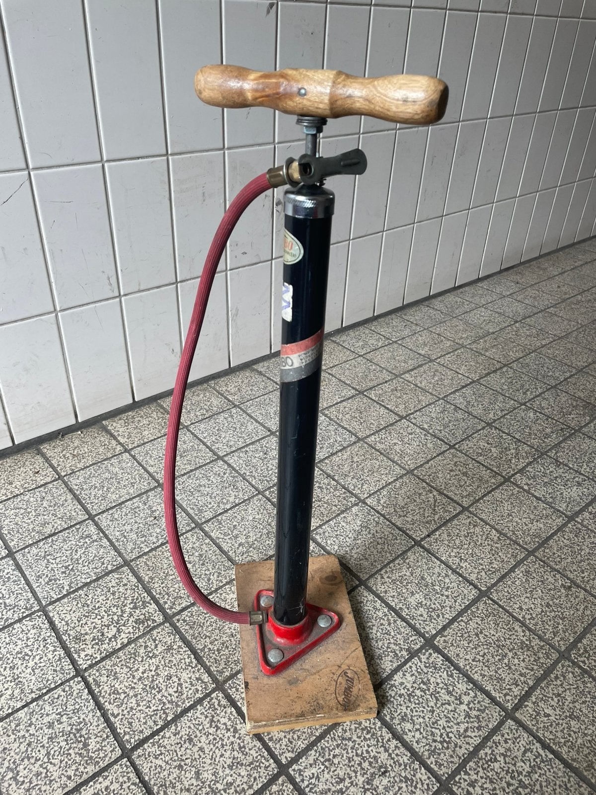 Vintage JUMBO Fiets Pomp - Klassiek Model, Fietsen en Brommers, Fietsaccessoires | Fietspompen, Ophalen of Verzenden, Gebruikt