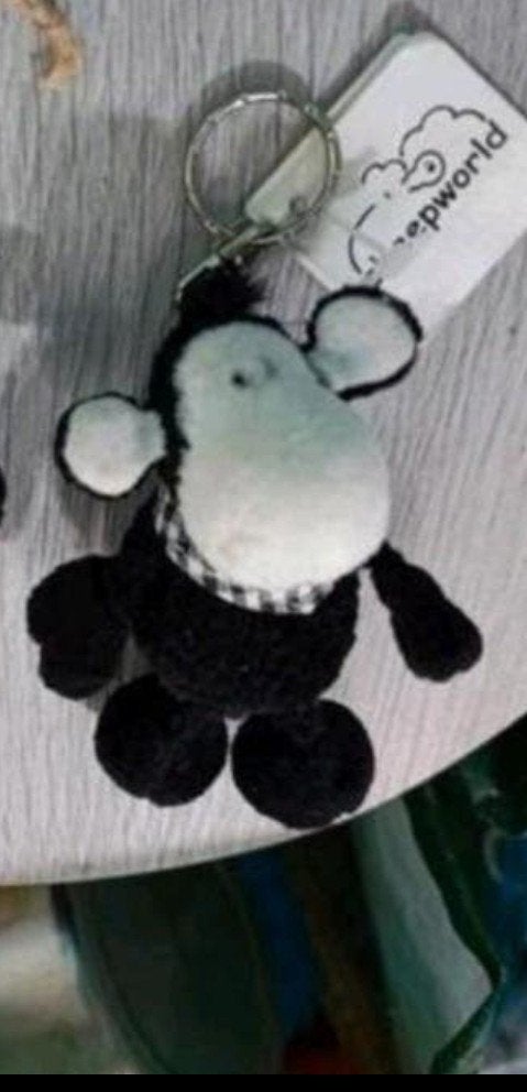 Sleutelhanger schaap zwart wit evt met koe, Ophalen of Verzenden, Nieuw, Dier of Natuur