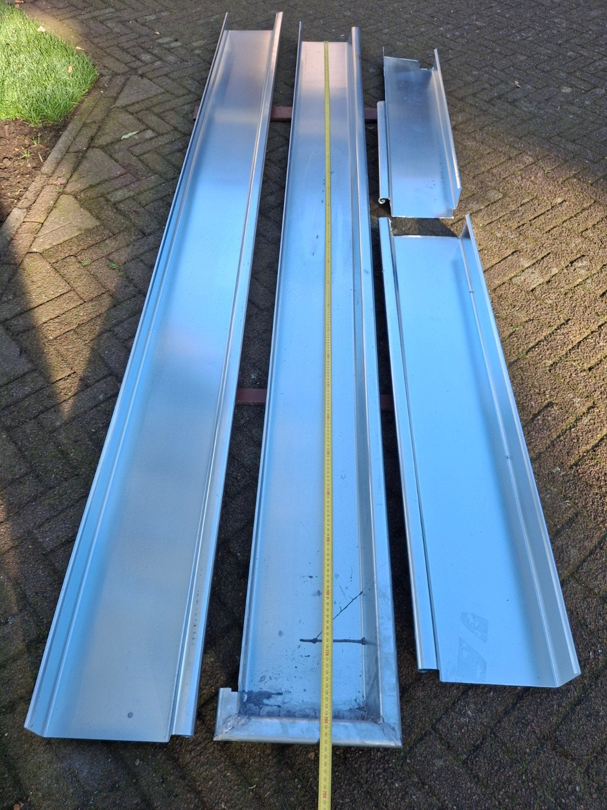 zinken bakgoot, Ophalen, Nieuw