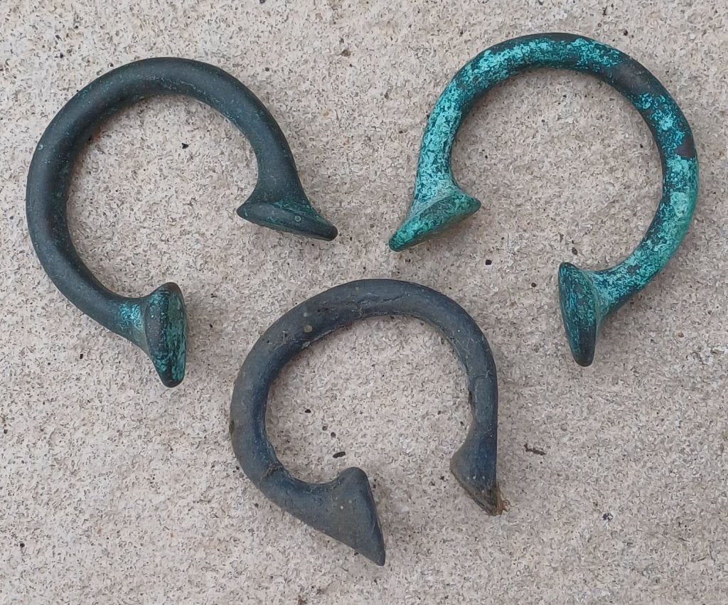 Mooie Set van 3 Afrikaanse Manilla's, Ophalen of Verzenden, Brons