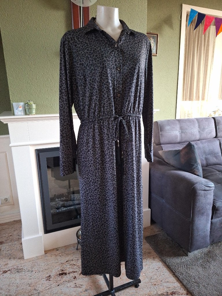 K-Design K Design grijs zwarte luipaard jurk XL, K-design, Verzenden, Maat 46/48 (XL) of groter, Zo goed als nieuw