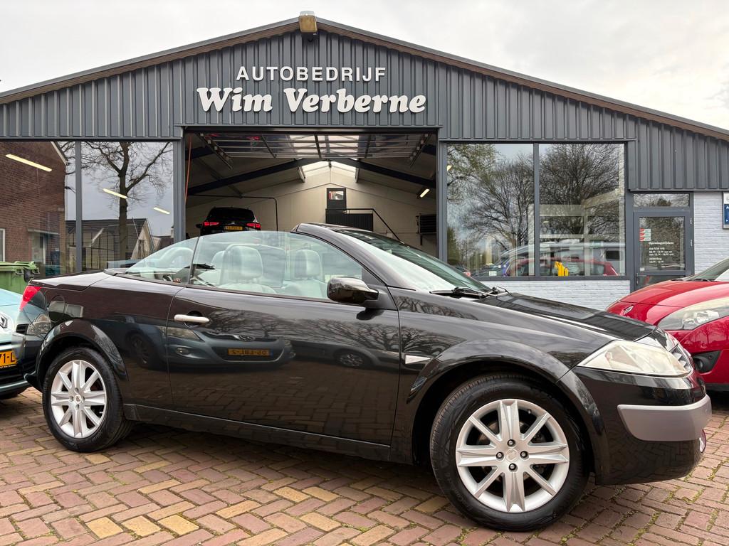 Renault Mégane coupé cabriolet 1.6-16V Priv.Luxe, Stof, Gebruikt, 4 cilinders, Cabriolet