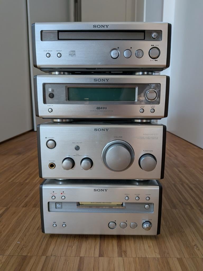 Sony midiset, versterker, tuner, cd- speler en md-speler, Ophalen, Gebruikt, Tuner of Radio, Sony