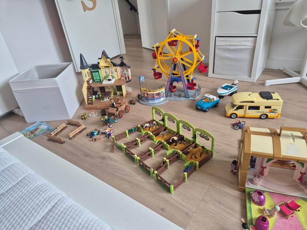Playmobil Spirit, kermis, camper, koffertje .., Kinderen en Baby's, Speelgoed | Overig, Ophalen of Verzenden, Jongen of Meisje