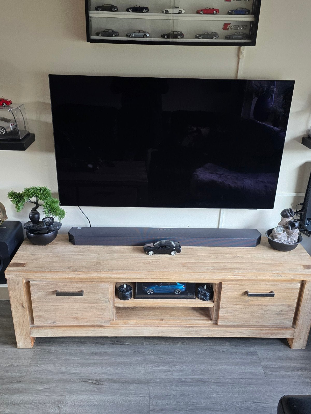 complete 4-delige inboedelset van feelings in accasia-hout, Ophalen
