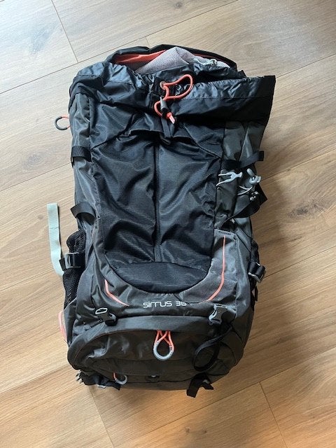 Osprey Sirrus rugzak, Sport en Fitness, Bergsport en Wandelen, Ophalen, Zo goed als nieuw, Rugzak
