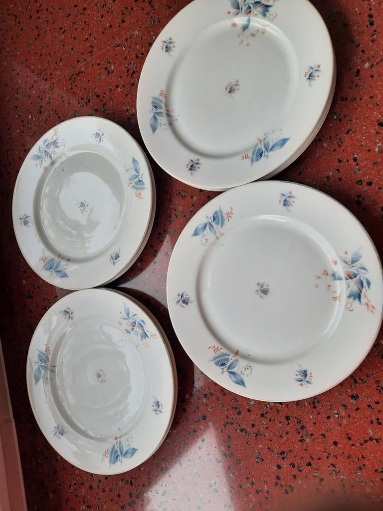 Serviesgoed porselein met blauw motief, Ophalen, Gebruikt, Bord(en), Overige stijlen