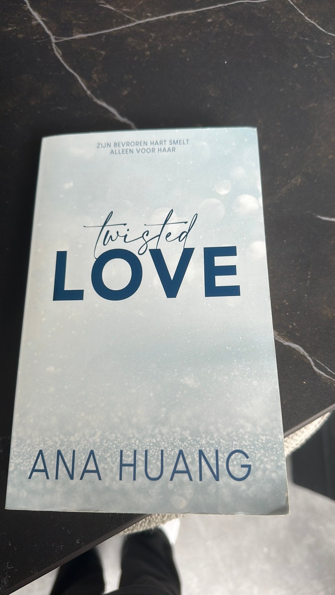 Twisted Love - Ana Huang (Nederlandstalig), Boeken, Romans, Ophalen of Verzenden, Zo goed als nieuw, Nederland